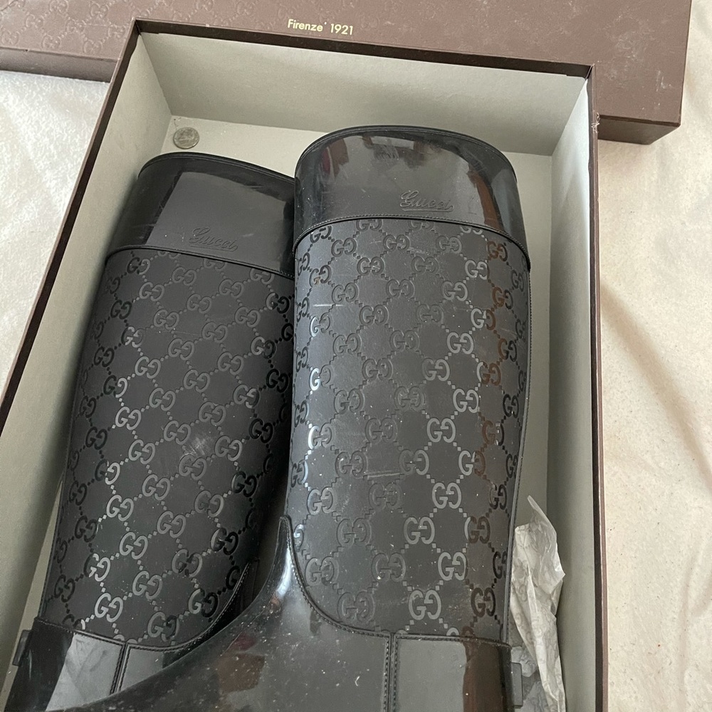 Gucci boots